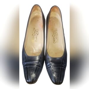 Salvatore Ferragamo Made in Italy Leather Reptile Women's Pump Sz 9AA
